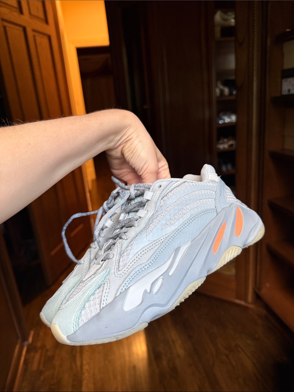 NEW Yeezy Boost 700 V2 Inertia (Never Worn)